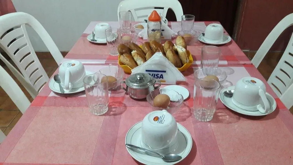 Hostal Huella's