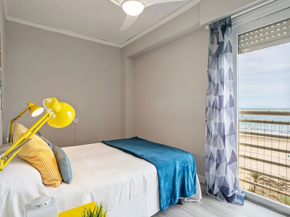 Dreamy Apartment in Gandia at Beach