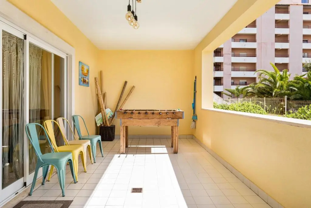 Altido Stunning Ericeira Flat W/2 Shared Pools & Gym