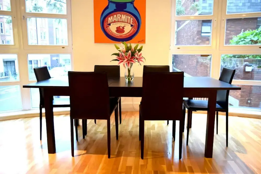 Elegant 3 Bedrooms Apartment in Pimlico Townhouse