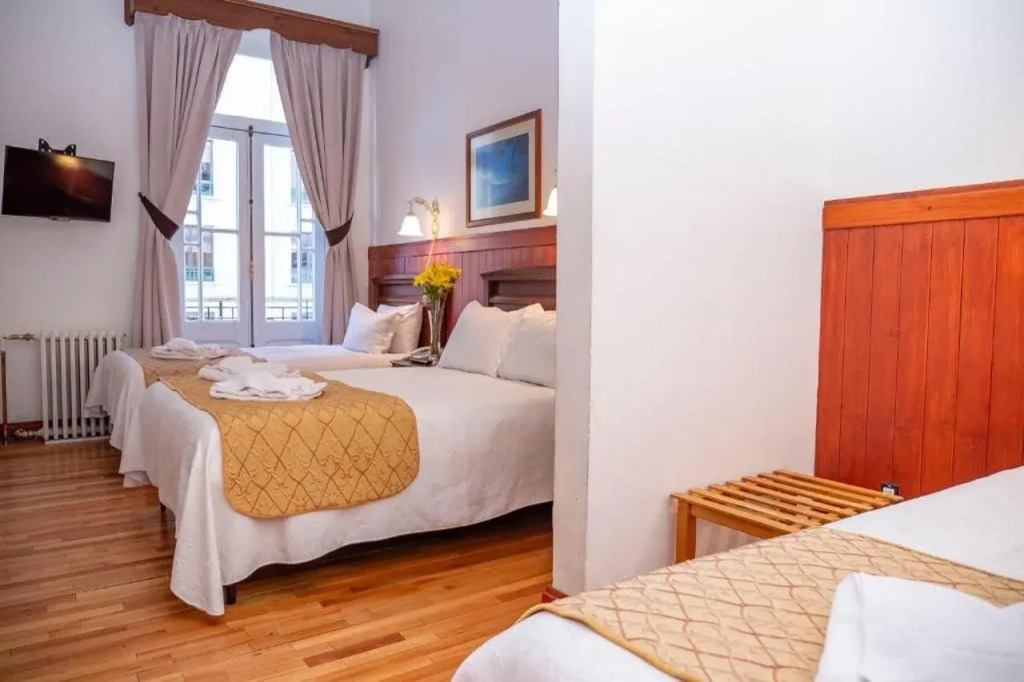 Hotel Plaza
