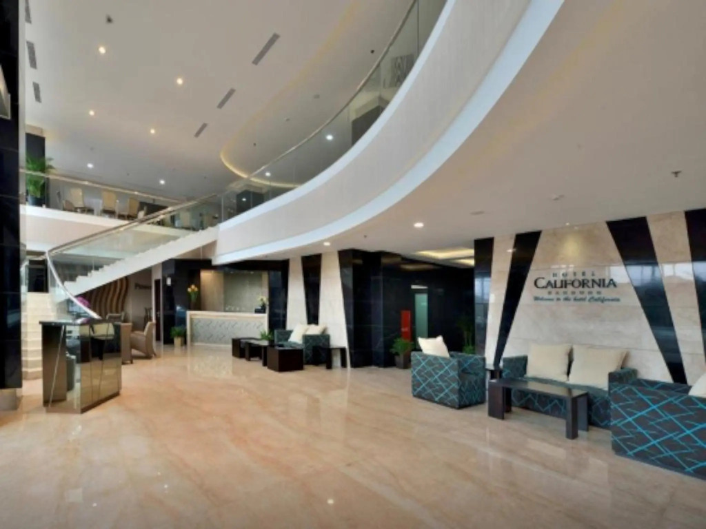 Hotel California Bandung