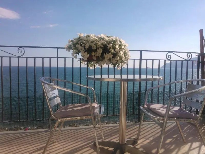 B&B Fronte Del Mare