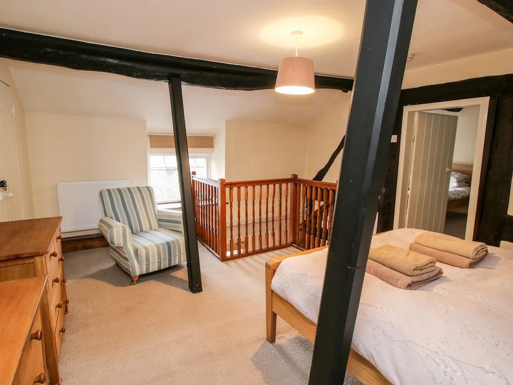Bicton Lodge