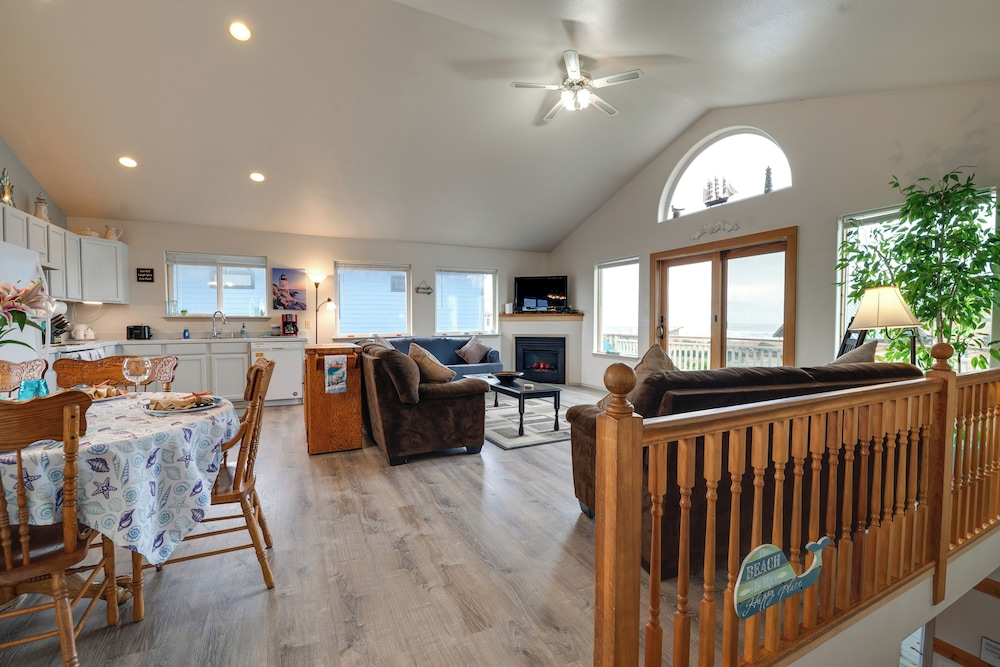 Beautiful Ocean Views! Westport Home Near Beach