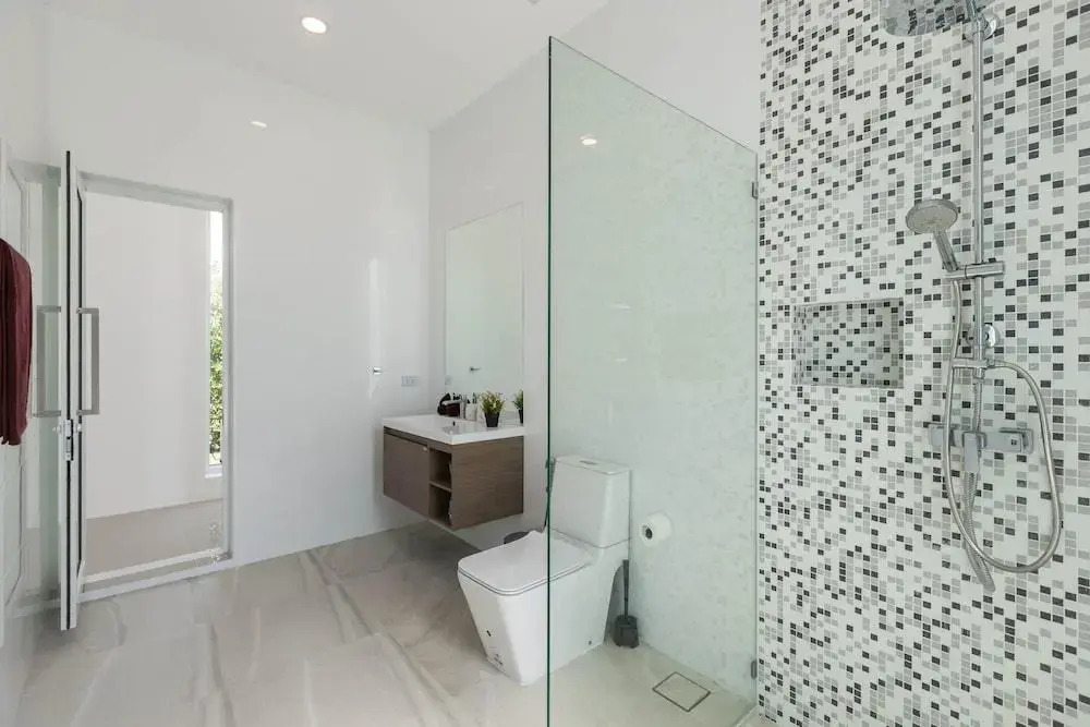 Modern 4 Bedroom Pool Villa KH-A5