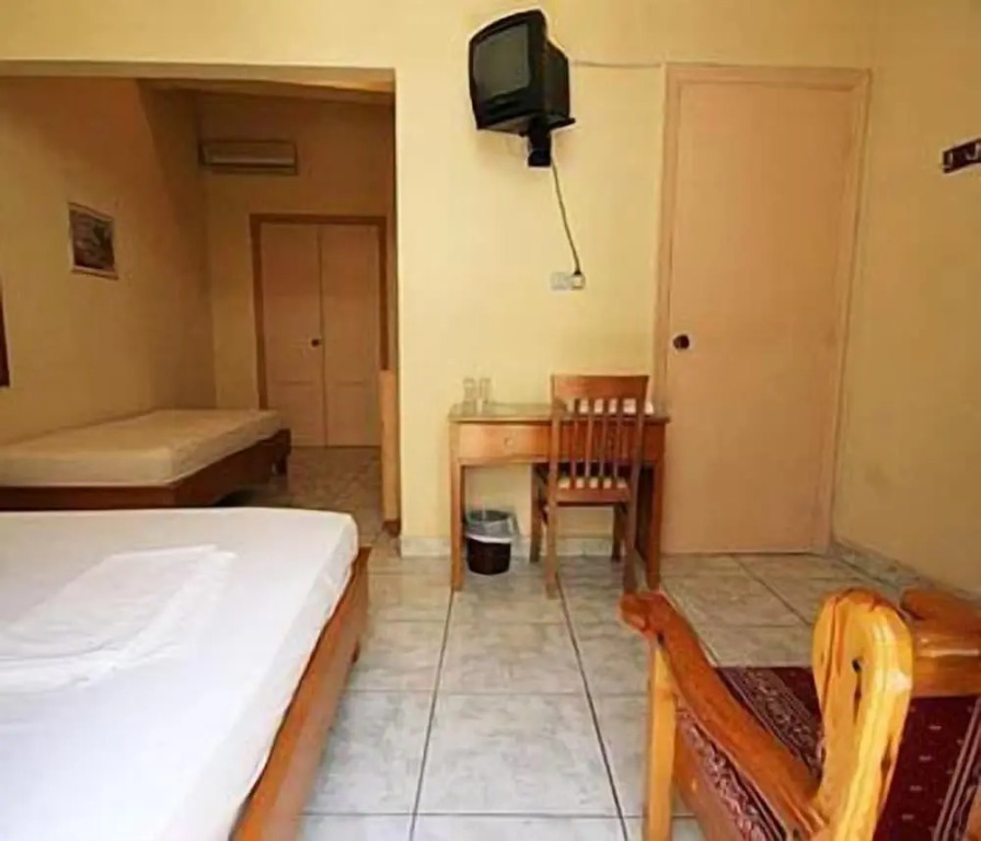 Lena Hotel