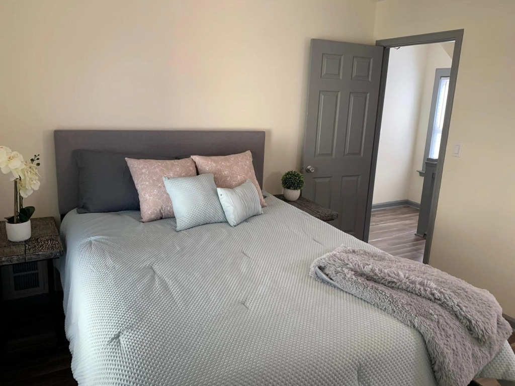 Cozy 3BR 1BA Short drive to Niagara Falls