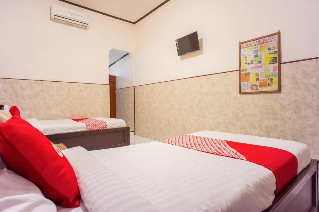 OYO 2180 Vina Vira Hotel