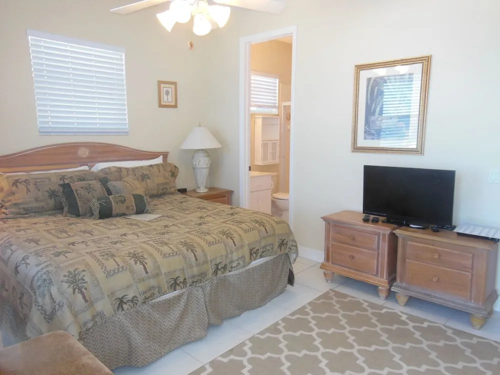 5400 Estero Blvd.