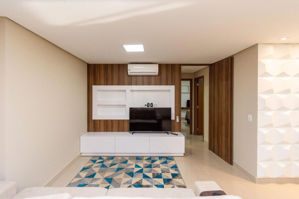 Elegante apartamento de 2 quartos no Setor Bueno - Andar Alto - Ed The Expression - TH501