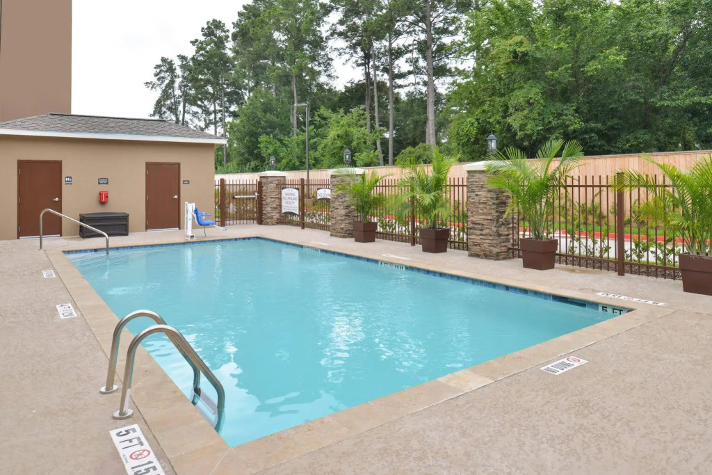 Staybridge Suites Tomball - Spring Area by IHG