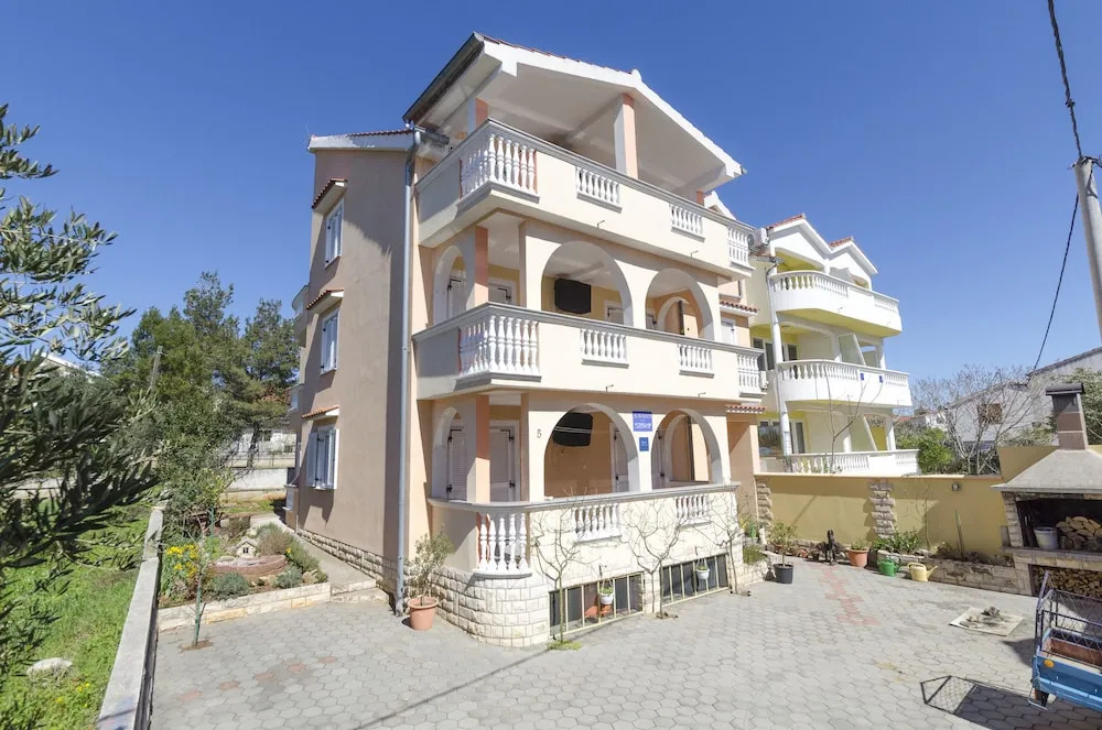 Apartments Vladimir