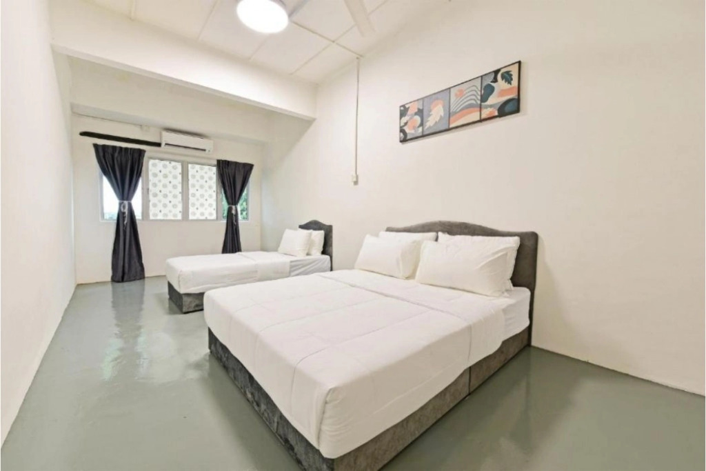 Hotel O S Homestay