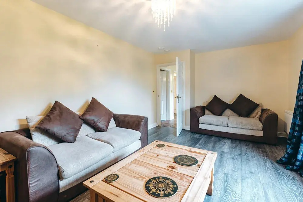 Cottage in Dorrington Near Netley Hall