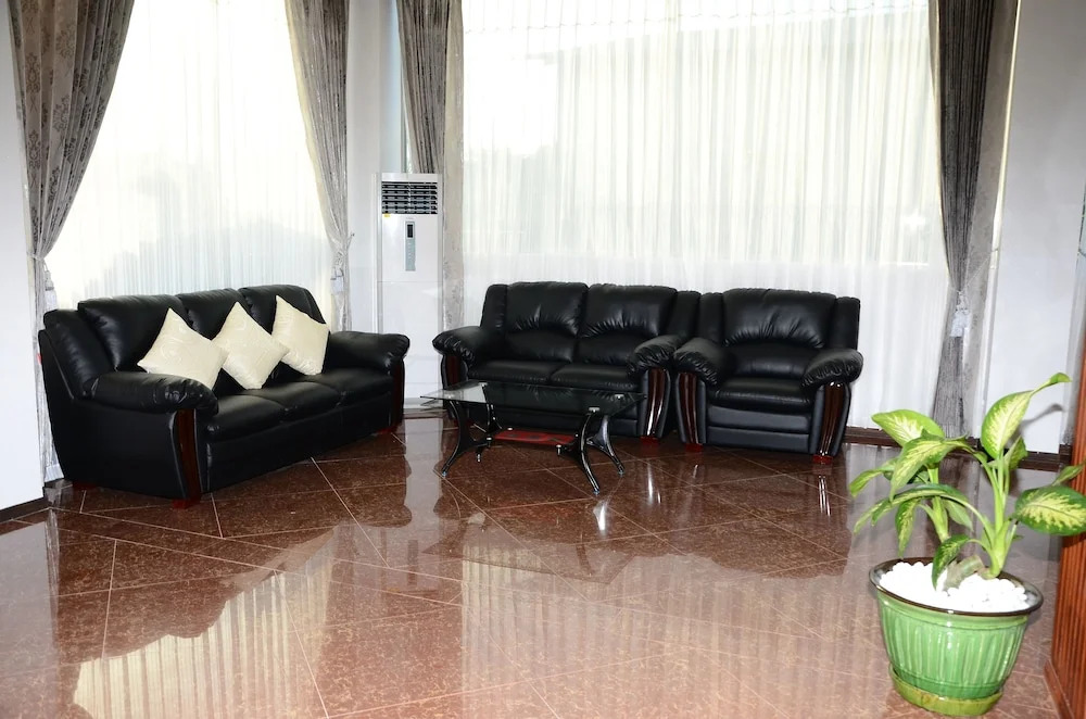 Great Glory Hotel