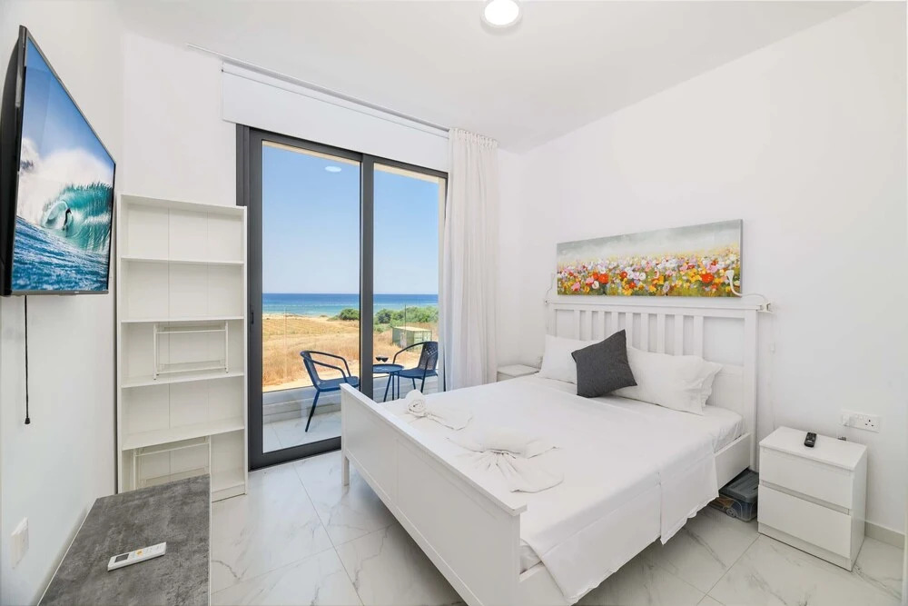 By The Beach Nova Seaview Villa