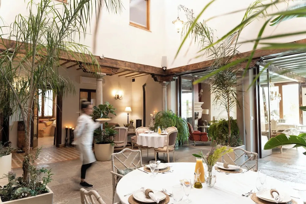 La Corrala del Realejo - A Heritage Luxury Boutique Experience