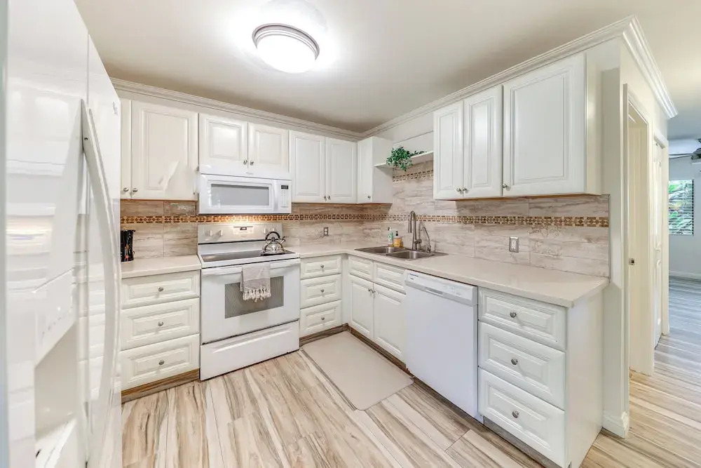 ~ 2 Mi to Beach: Princeville Condo w/ Private Deck