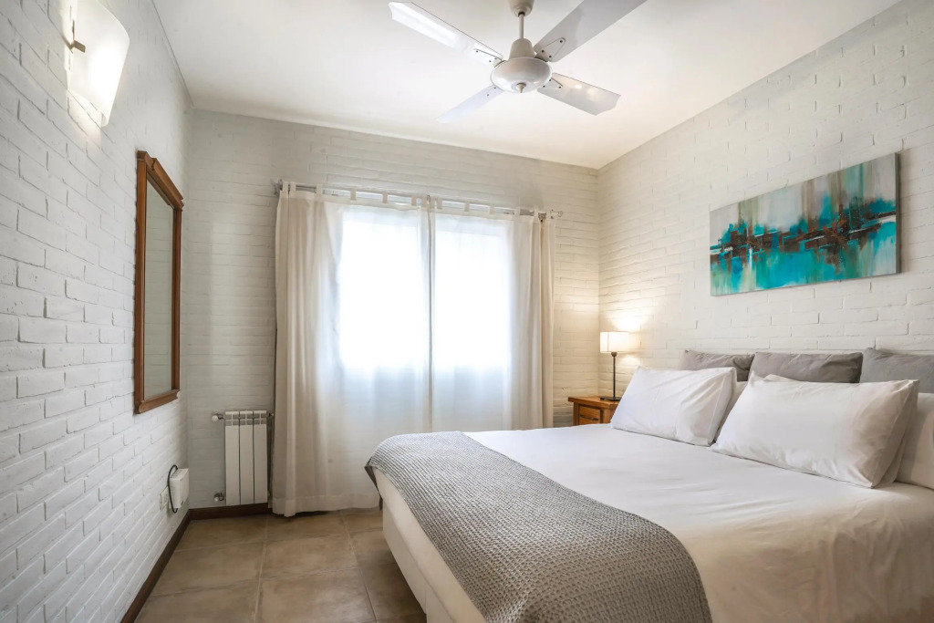 Valeria House Rental Suites