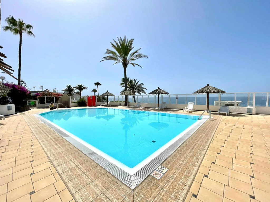Nice sea view apartment with Wifi, AC, San Agustin