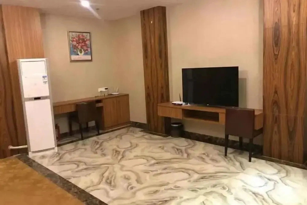 Yanyangtian Hotel