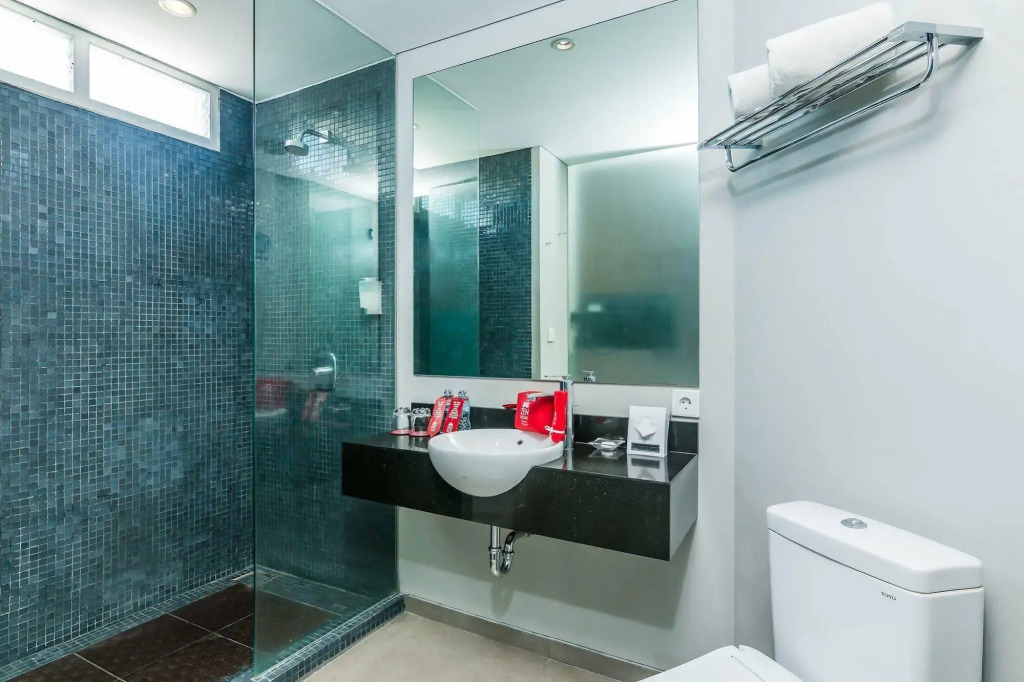 ZEN Rooms melasti Legian Kuta