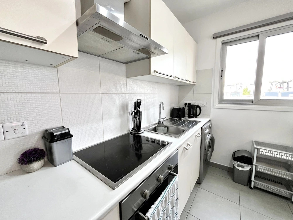127 NIC - Stay Sun Line Apartment