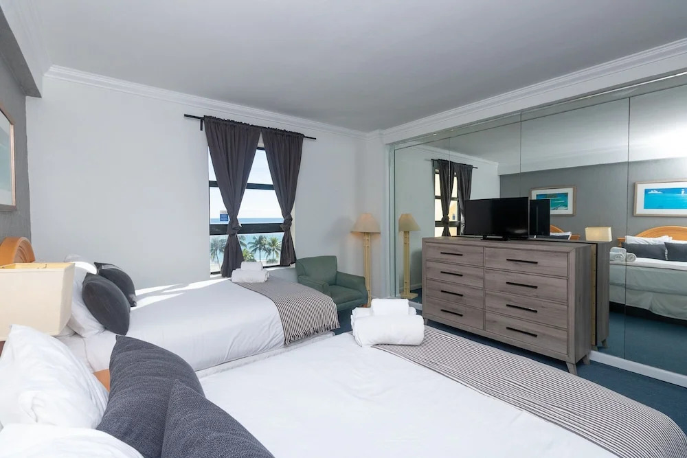 625 Ocean View Hollywood