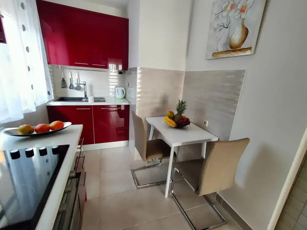 A1 Beachfront apt With big Terrace and sea View