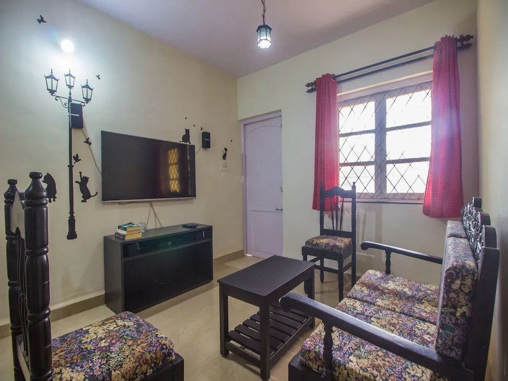 OYO 17369 Home Pool View 1BHK Varca Beach