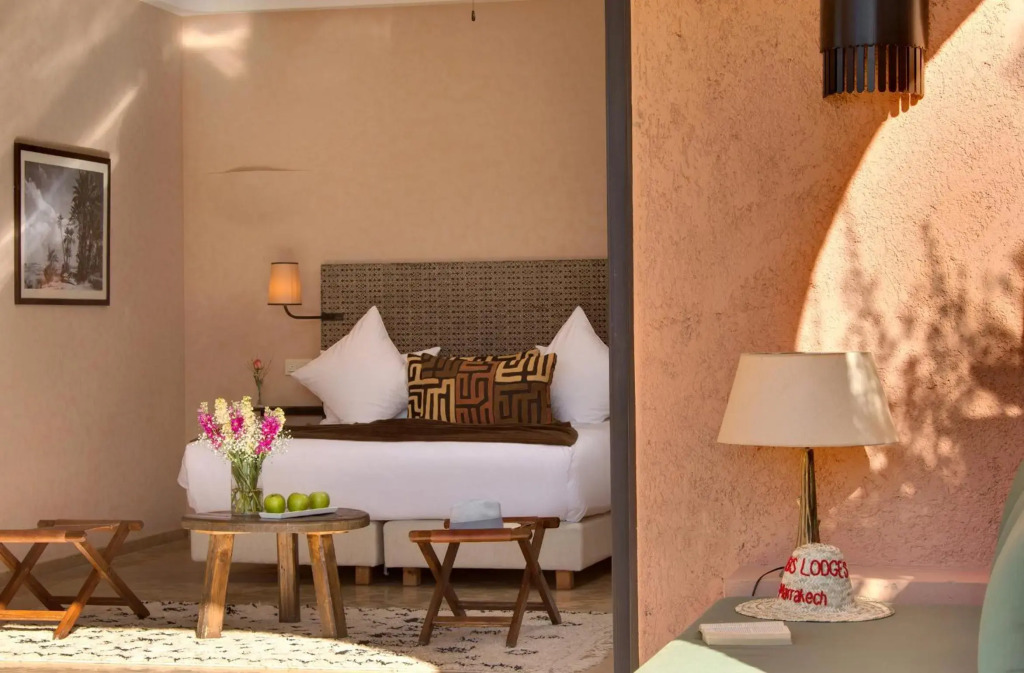 Oasis lodges