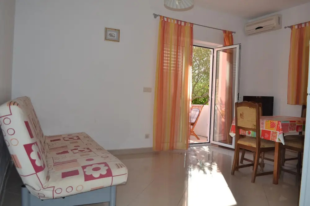 Apartments Davor
