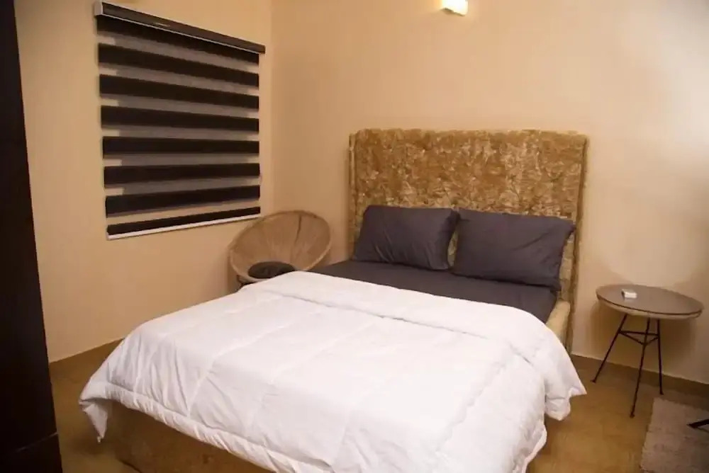 Highgate Apartment