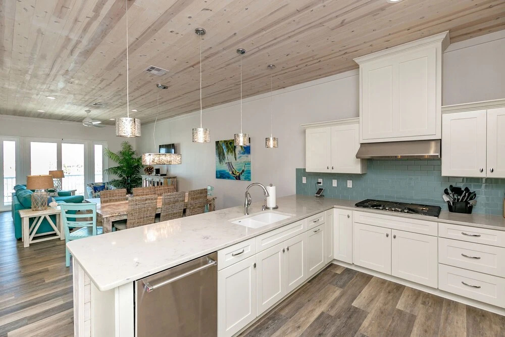 Luxe 3br/3.5ba W/ Hot Tub, Pool & 360-degree View 3 Bedroom Townhouse
