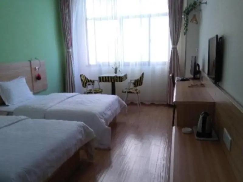 7 Days Inn Yiyang Anhua Luoma Plaza Branch
