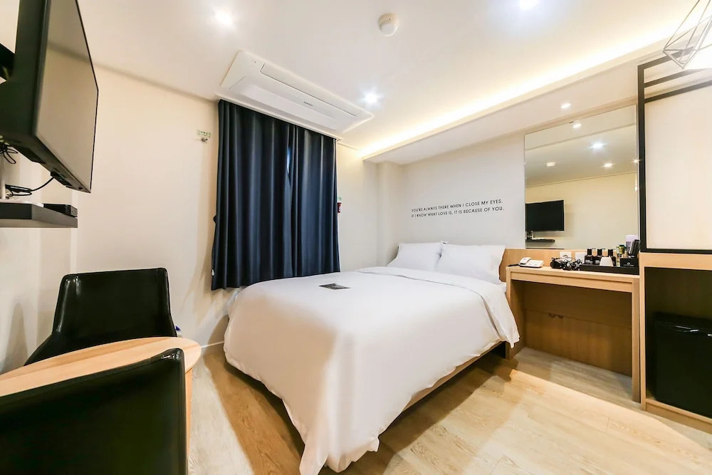 Hotel On