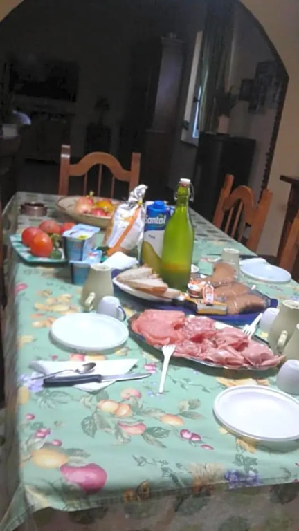 La Casa Sull'aia,AV