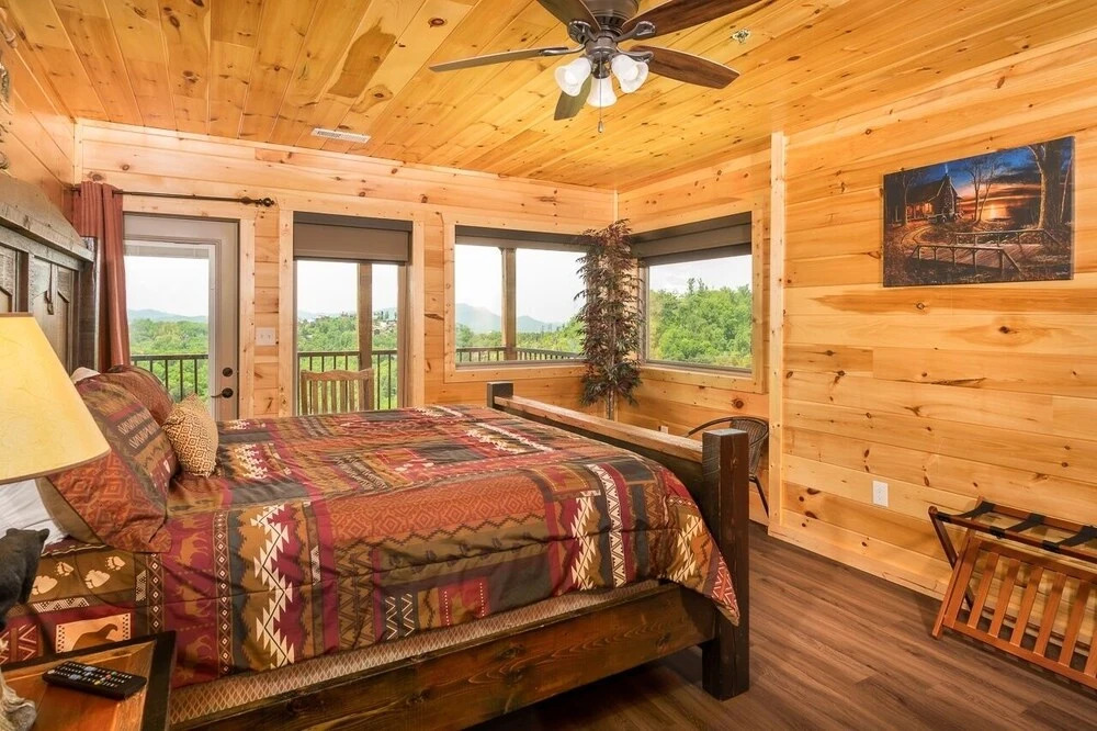 Hidden Heaven 5 Bedroom Home by Redawning