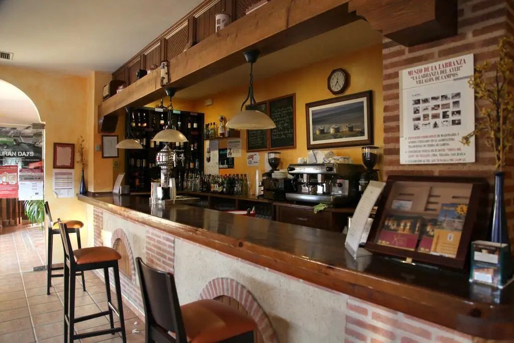 Hotel Rural Venta Del Alon
