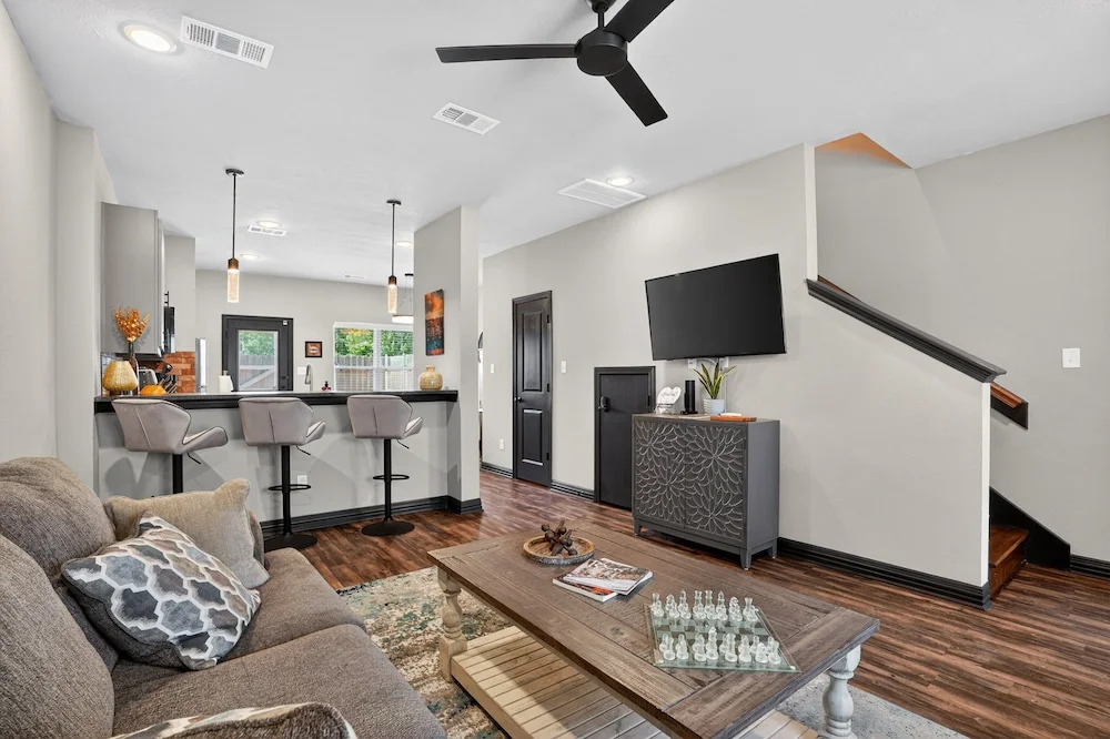 2br Condo In College Station