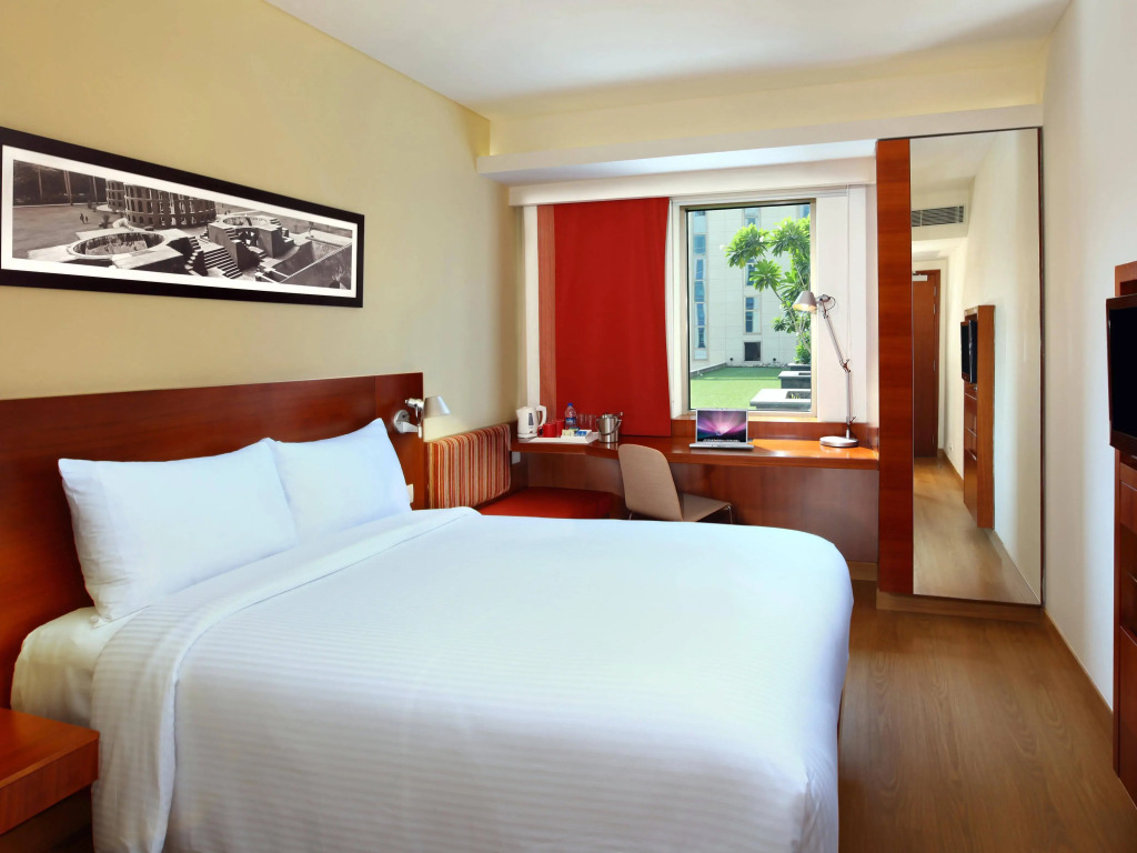 ibis New Delhi Aerocity - An Accor Brand
