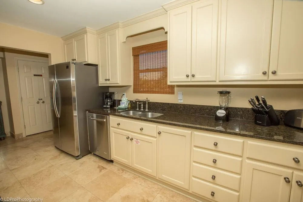 Captain Jax 5 Bedrooms 3 Bathrooms Home