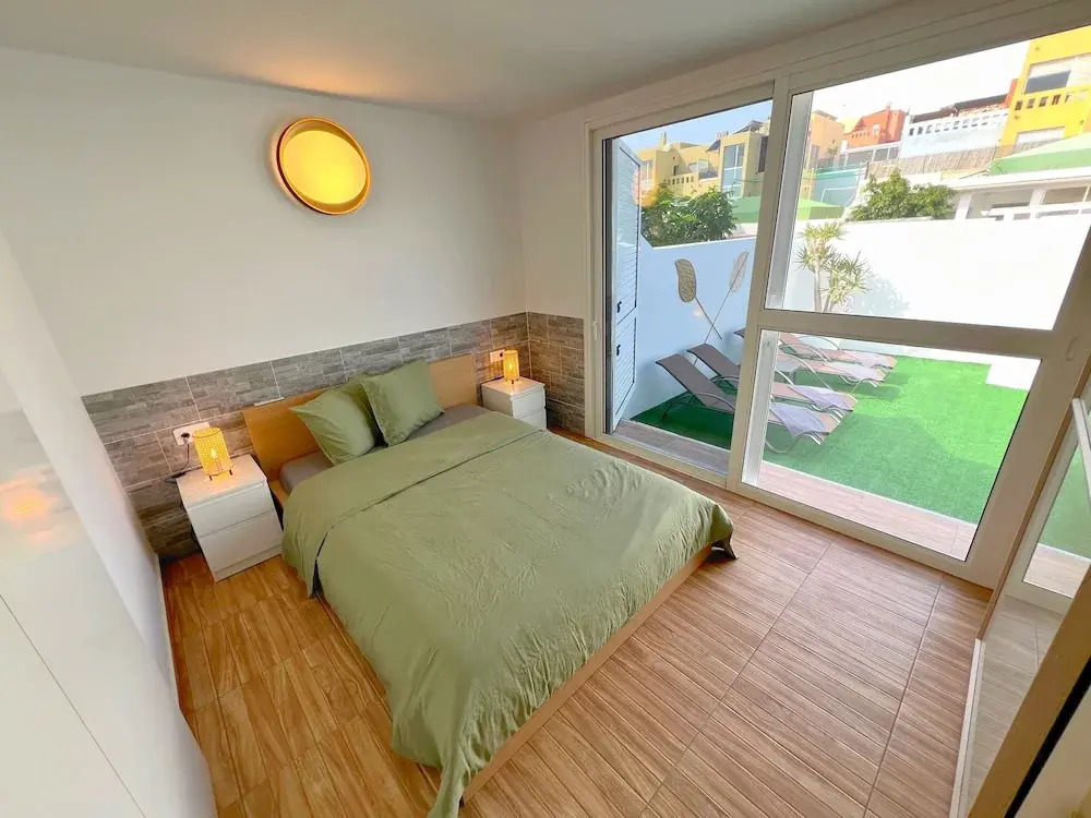 Sea View Bungalow with Communal Pool