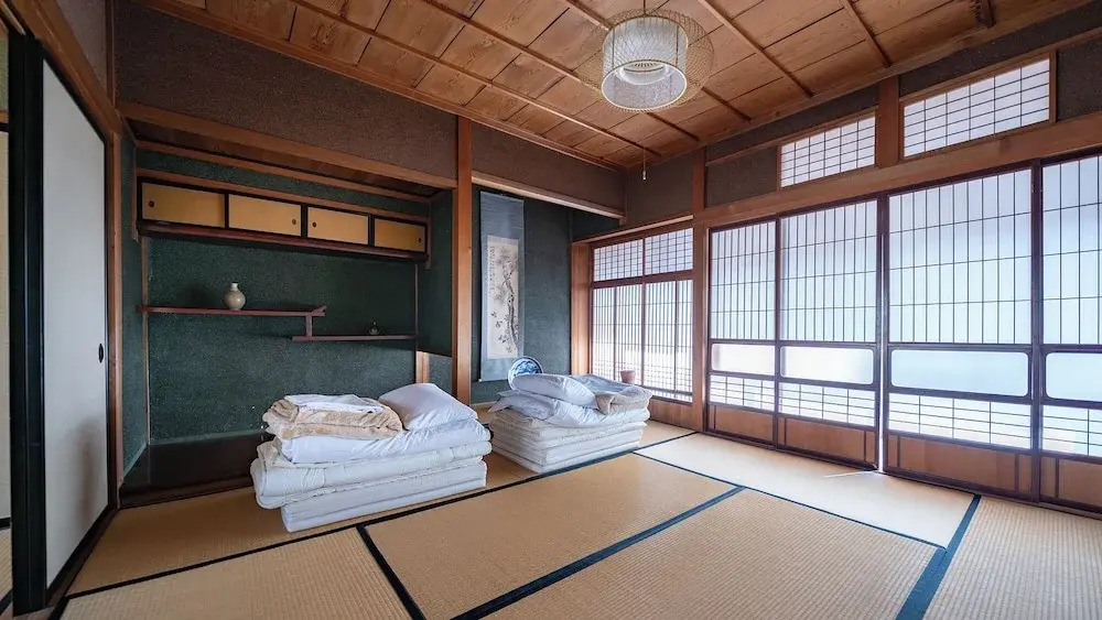 Takayama Stay Sakaki