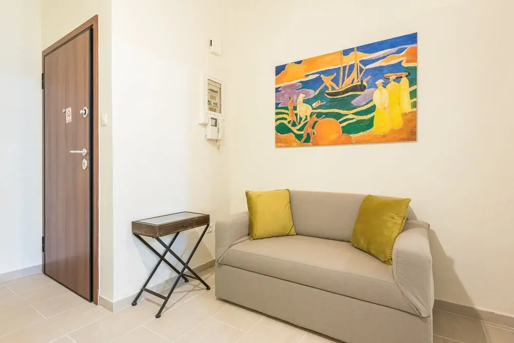 Stylish Kerameikos Apartment by Cloudkeys