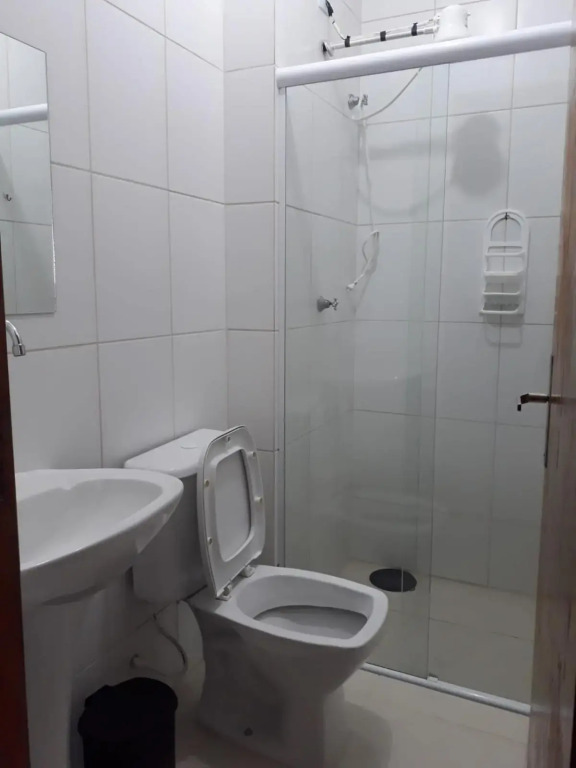Apto Praia Ubatuba 2 Quartos 2 TVs Internet 400mb Completo e Equipado!