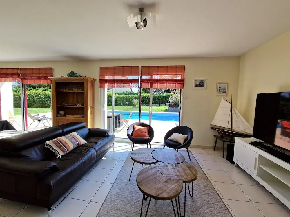Holiday Villa With Pool in Sarzeau