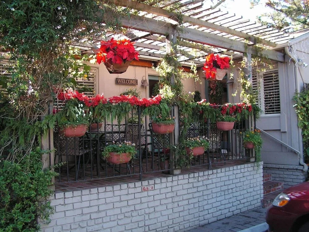 Carmel Country Inn