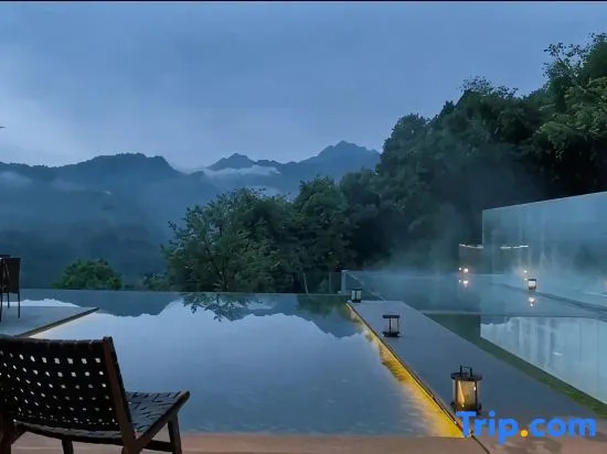 Qing XIA Shan Ju Resort Hotel